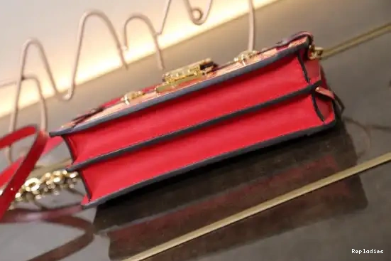 Cheap VUITTON LOUIS CLUTCH TRUNK 0618